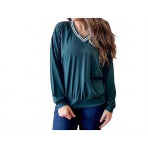 NEW HOITY TOITY quick dry v-neck sweatshirt in midnight green